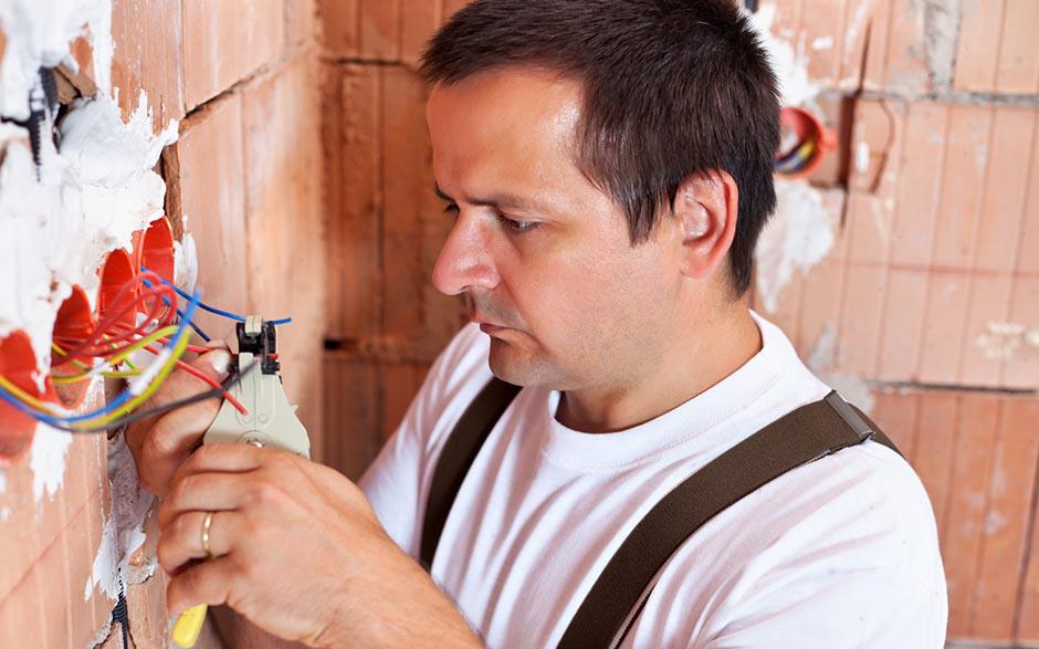 artisan électricien Lardy